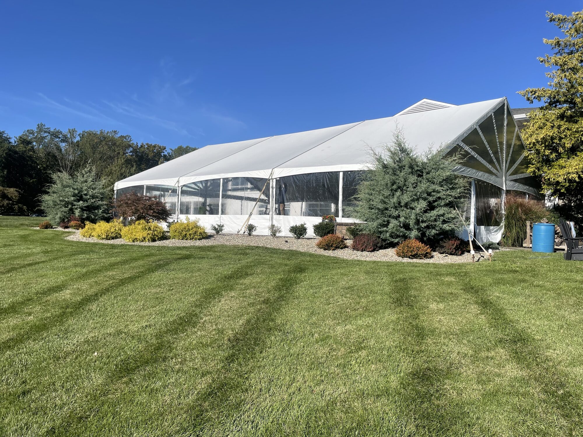 Structure tent with clear top